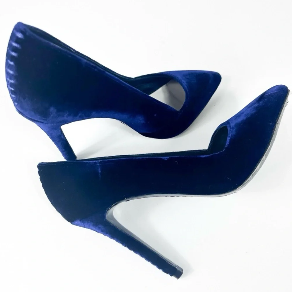 Alice & Olivia Sapphire Blue Velvet Heels Stitch Details